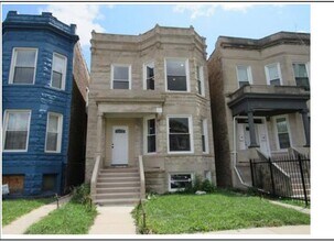 Building Photo - 6529 S Peoria St