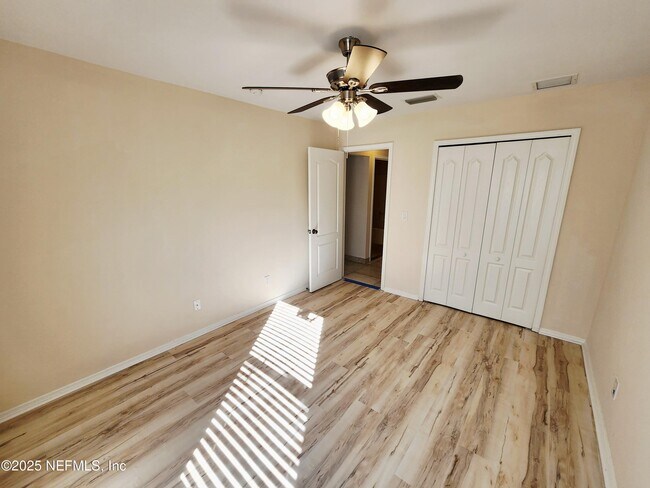 Building Photo - 6504 Crimson Leaf Ln