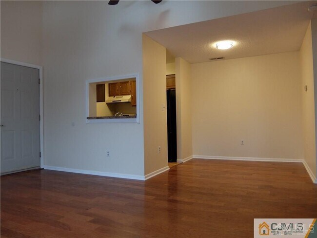 Building Photo - 4906 Ravens Crest Dr