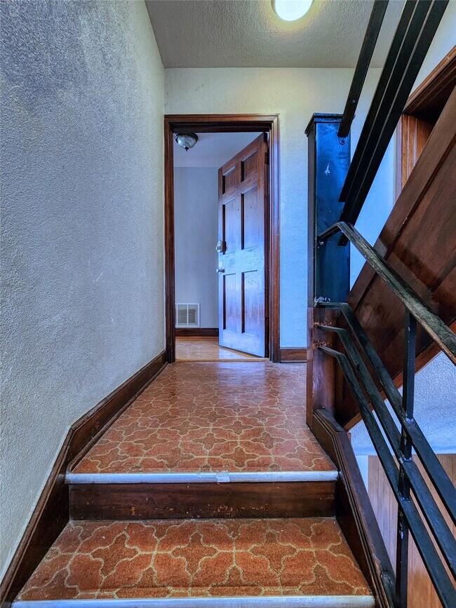 Building Photo - 7752 Wise Ave