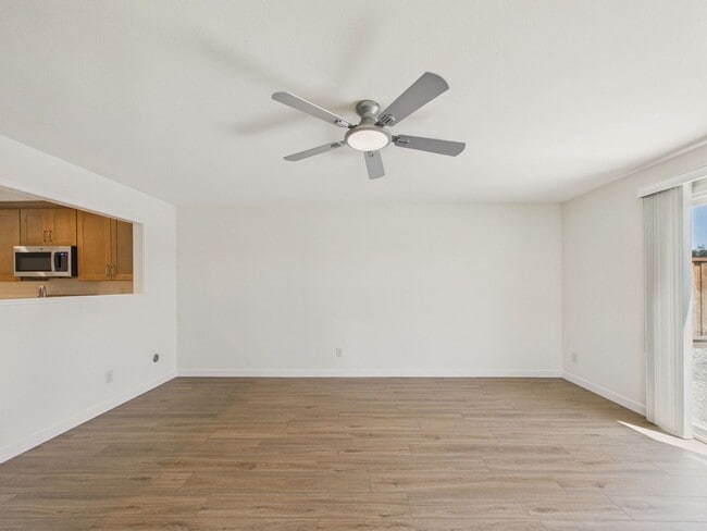 Building Photo - COMPLETELY BRAND NEW HOUSE from ground up! Available NOW $5,300