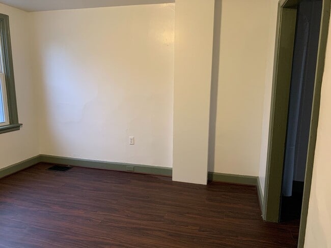 Building Photo - MOVE IN SPECIAL! 2 Bedroom Home in Carlisle