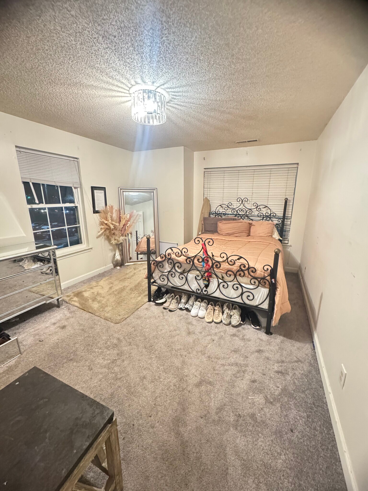 Building Photo - 414 Delaware Ave