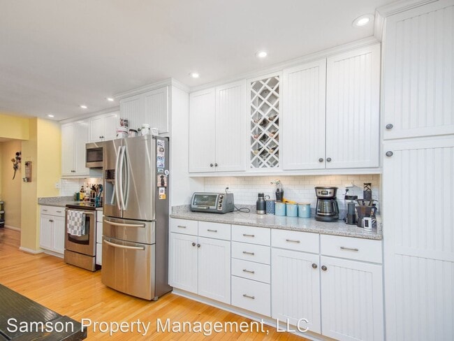 Building Photo - 3 br, 3.5 bath House - 8358 Stationhouse Ct