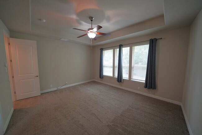 Building Photo - Wonderful Buffalo Crossing Rental in Cibol...