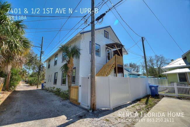 Building Photo - Coastal Charm & Convenience – Walk to the ...