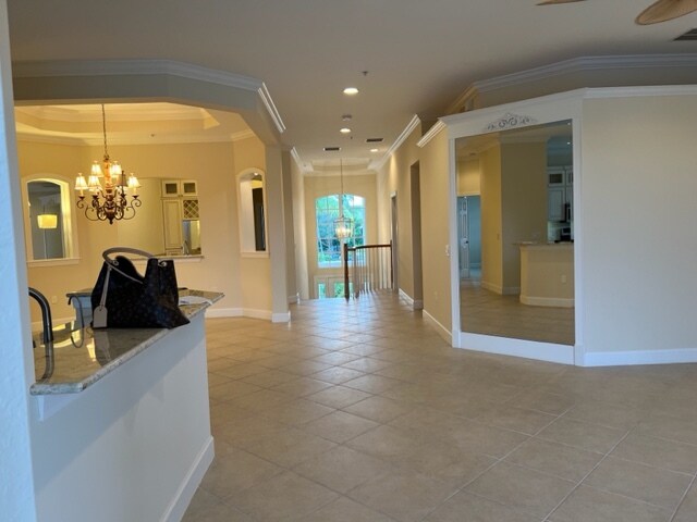 Building Photo - 8051 Players Cove Dr