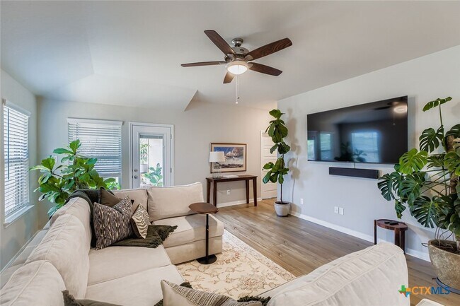 Building Photo - 3141 Charyn Wy