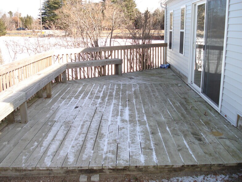 Building Photo - 8755 Hilton Rd