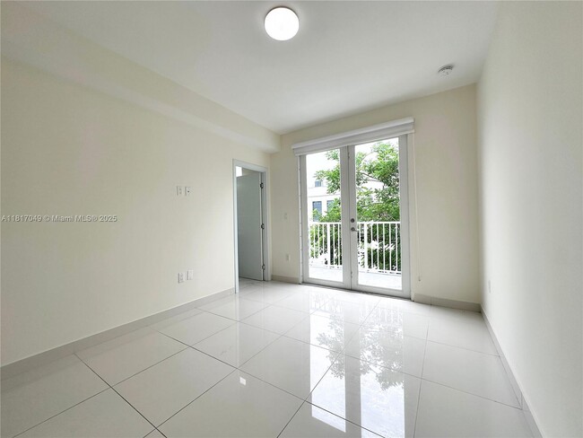 Building Photo - 13740 SW 259th St