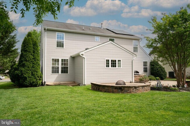 Building Photo - 10955 Southcoate Village Dr