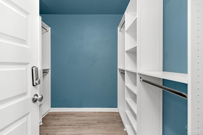 Building Photo - 5277 Peach Dr