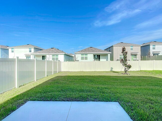 Building Photo - Pet-Friendly 5BR Home in Ocala | Spacious Living in Ocala Crossings South