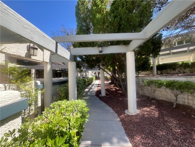 Building Photo - 8940 Clairton Ct