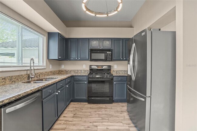 Building Photo - 25725 Aldus Dr