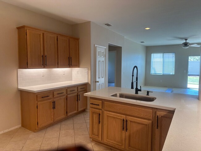 Building Photo - 3Bed/2bath Single Story Temecula - Crowne ...
