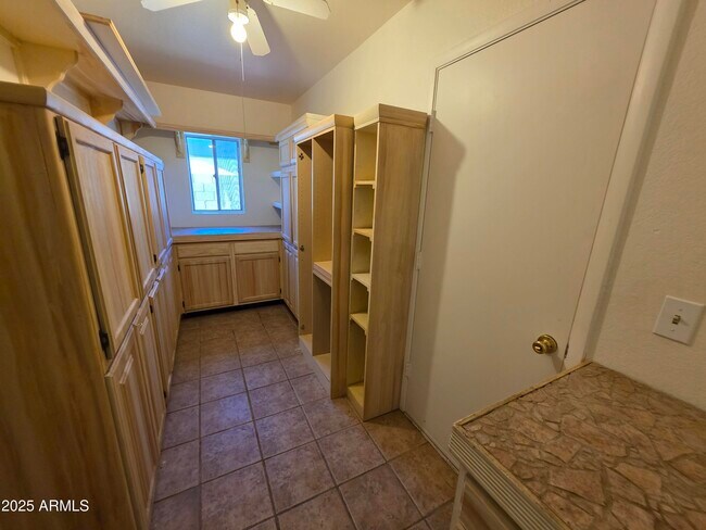 Building Photo - 6037 W Zoe Ella Way
