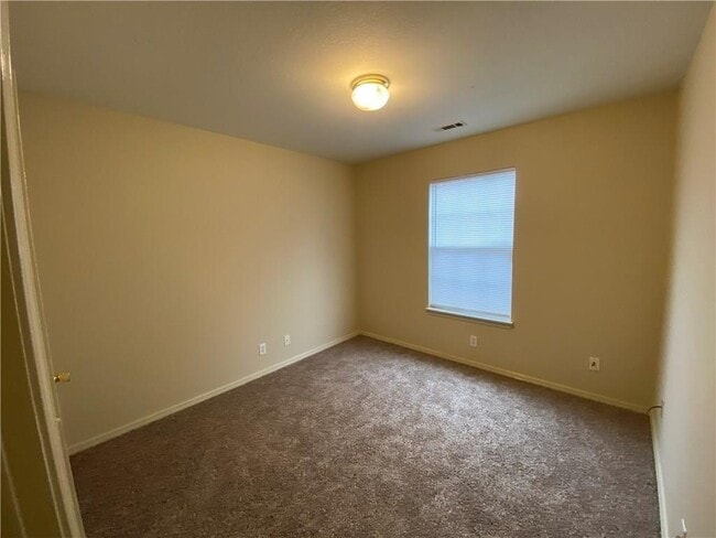 Building Photo - 1103 Ryan St