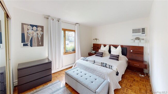 Building Photo - 121 Woodward Pkwy