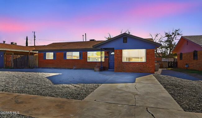 Building Photo - 5934 Flounder Dr