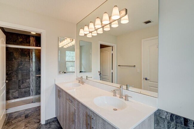 Building Photo - 5919 Monterra Club Dr