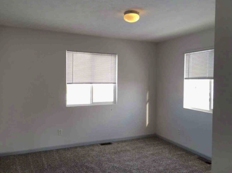 Building Photo - 717 Rampart Dr