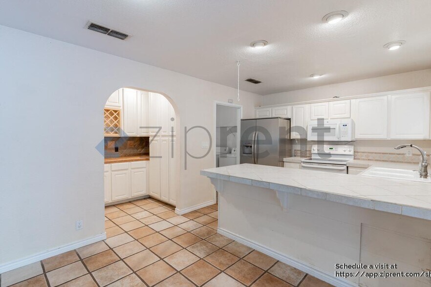 Building Photo - 4903 Sage Hen Dr