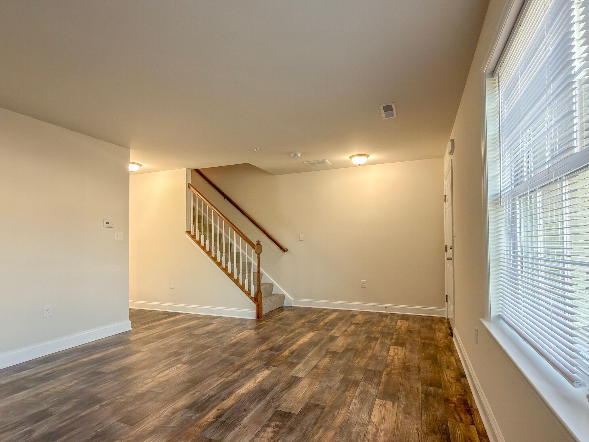 Building Photo - 141 Cedarwood Dr