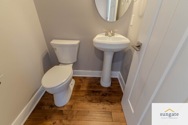 Building Photo - 1125 S Clinton St