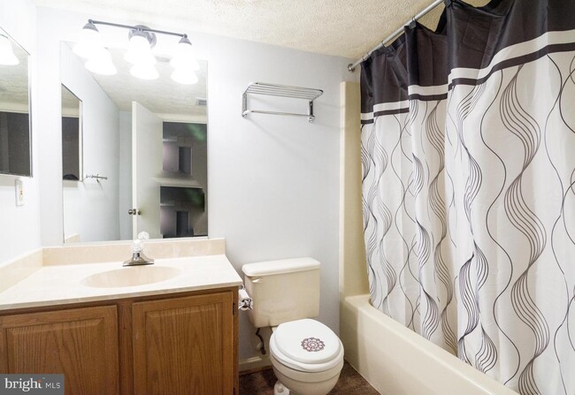 Building Photo - 3525 Upper Mill Ct