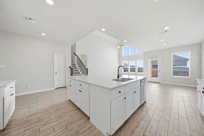 Building Photo - 12071 Pitcher Rd