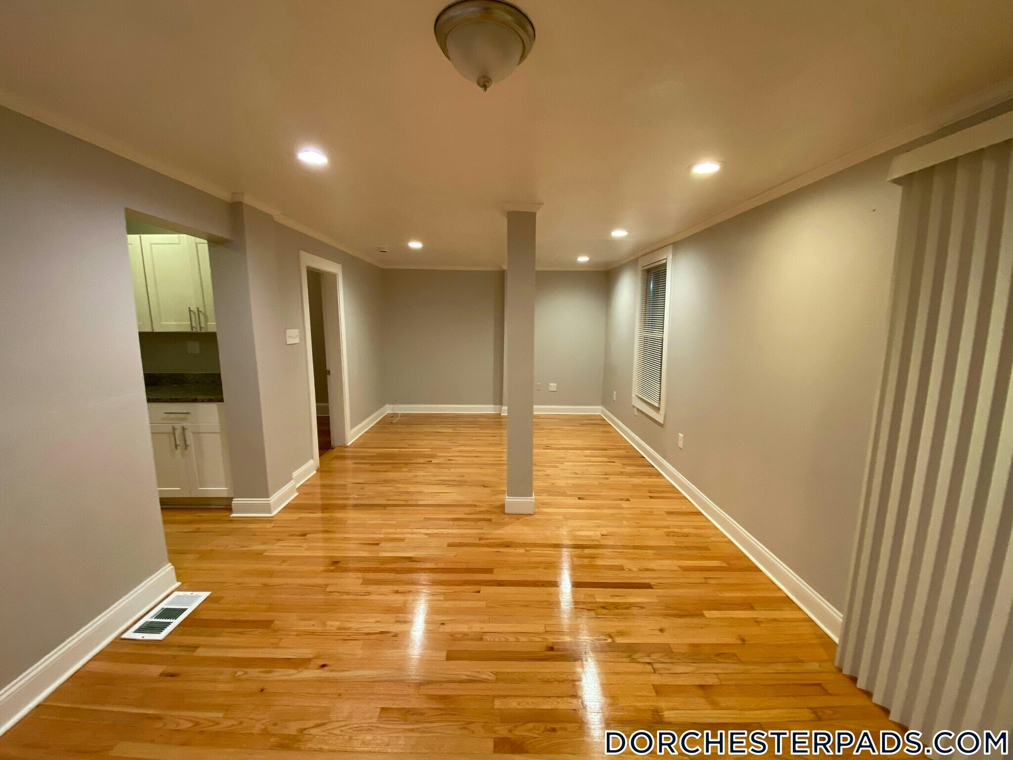 Building Photo - 42 Monadnock St