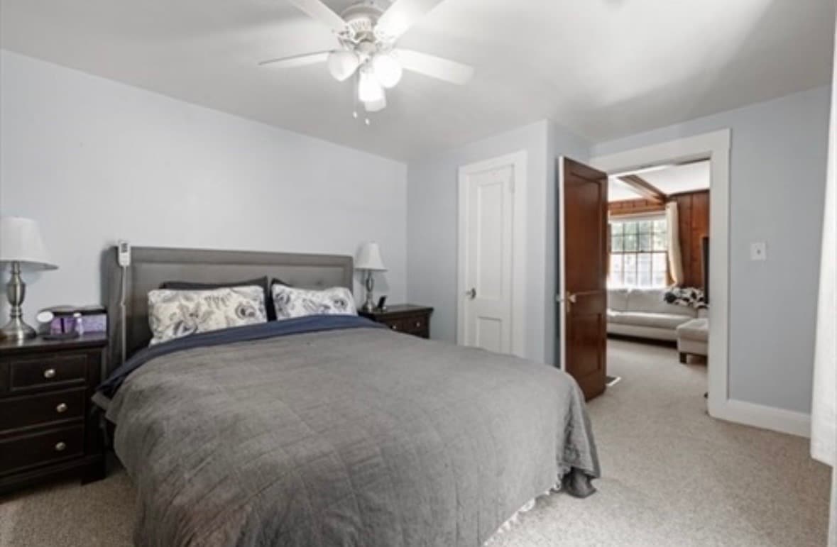 Bedroom - 435A Walpole St