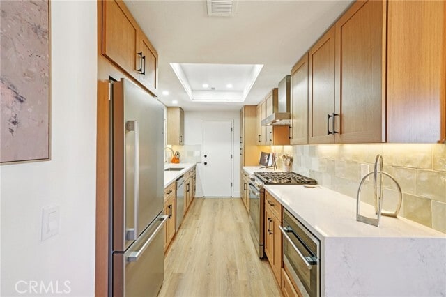 Building Photo - 1500 Country Club Dr