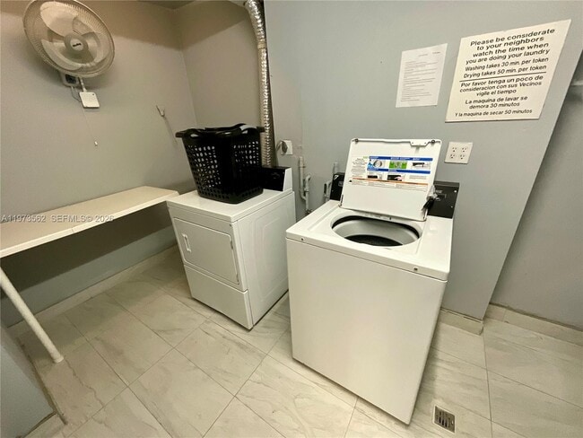 Building Photo - 851 Three Islands Boulevard