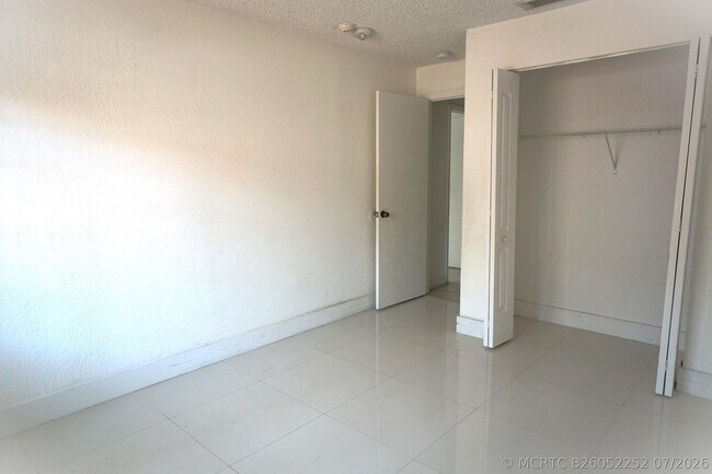 Building Photo - 18011 SW 139th Ct
