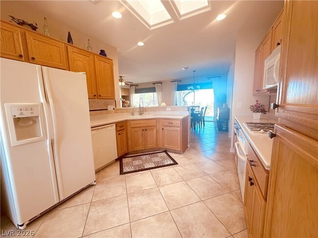 Building Photo - 2988 Yellow Springs Ct