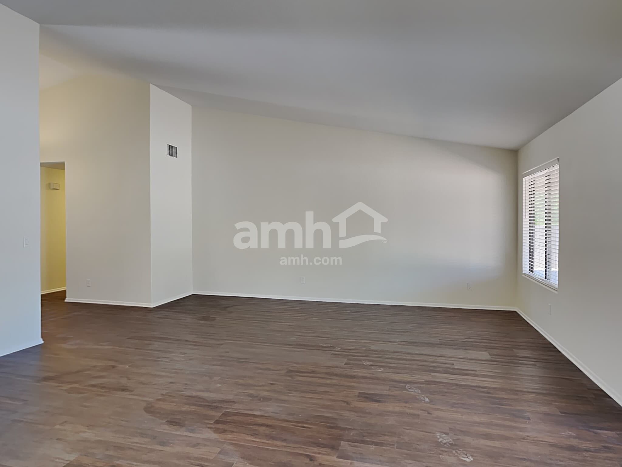 Building Photo - 7975 S New Abbey Dr