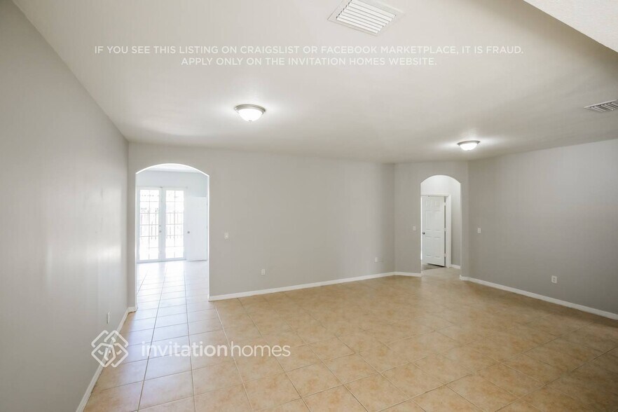 Building Photo - 9741 SW 161st Pl