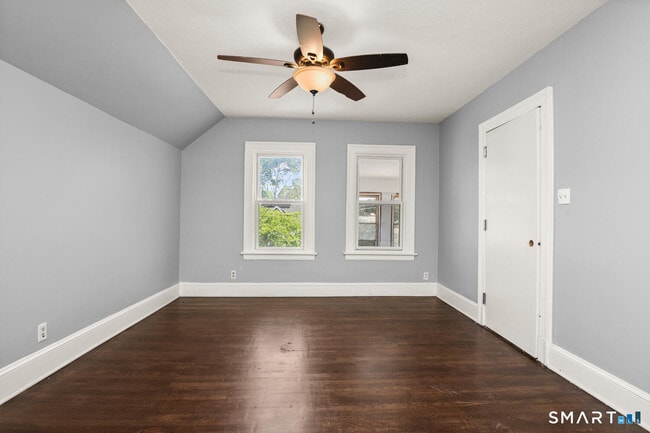 Building Photo - 80 Garden St