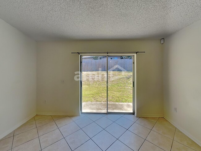 Building Photo - 784 Lake Doe Blvd