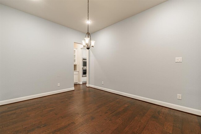 Building Photo - 28225 Beckwood Dr