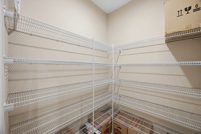 Building Photo - 5816 Brunner Ct