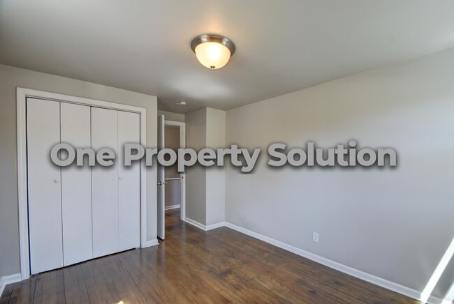 Building Photo - 1228 Aetna St