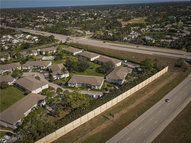 Building Photo - 1392 Churchill Cir