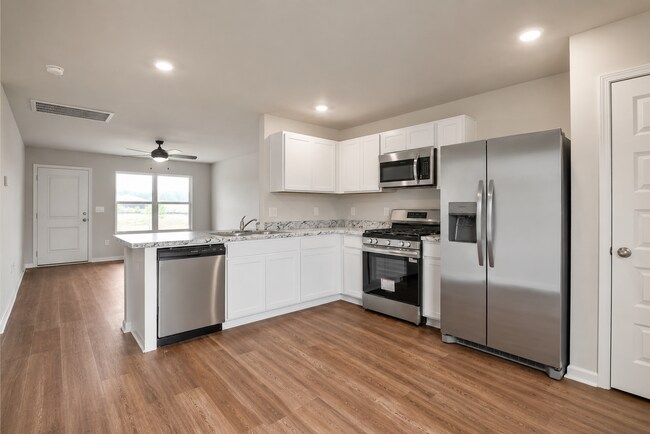 Building Photo - 817 Ashford Dr