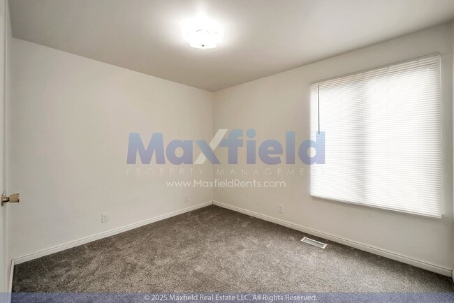 Building Photo - Sandy - 3BD - 1 BTH 1 Carport - Salt Lake ...
