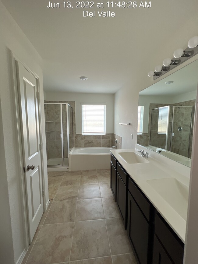 Building Photo - 15209 Spruce Frost Cv