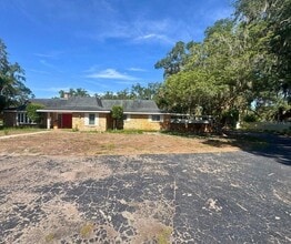 Building Photo - 1505 N Arcadia Ave
