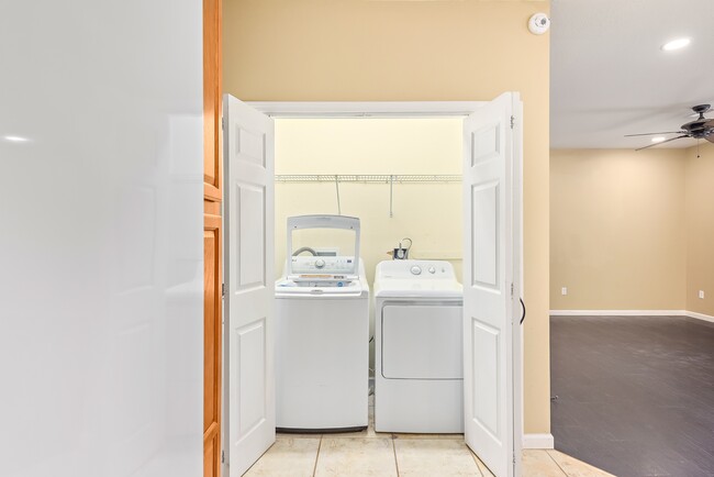 Building Photo - 68 Richard Dr